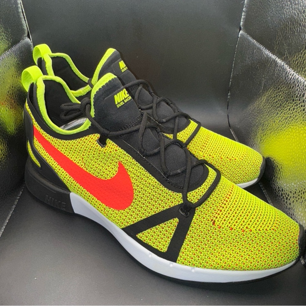 Size 13 - Nike Duel Racer Volt - 918228-700, Clean, No Box, Gently Worn, 8.5/10 - Picture 5 of 10